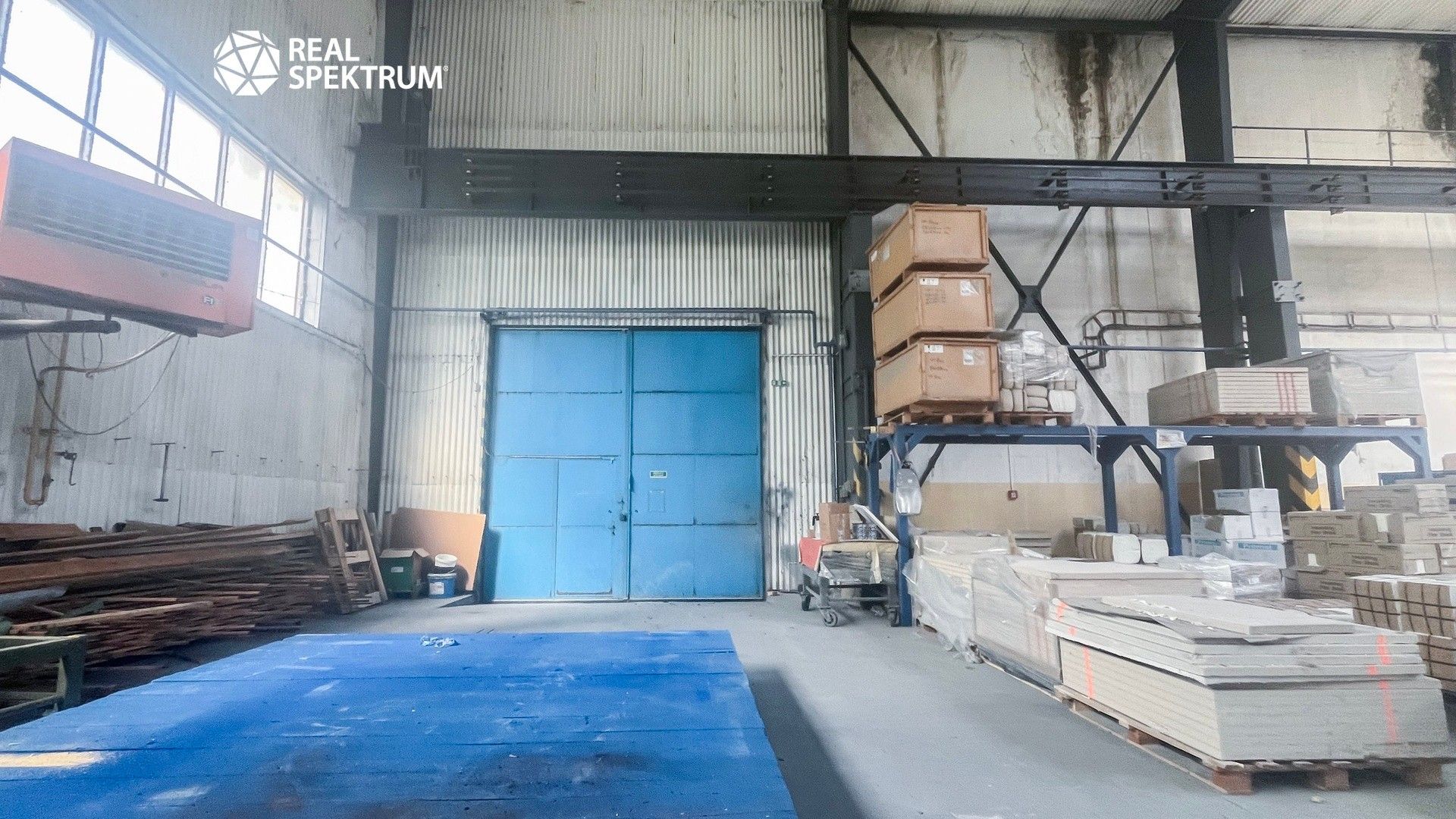 Pronájem komerčního prostoru 1320 m² - foto 14