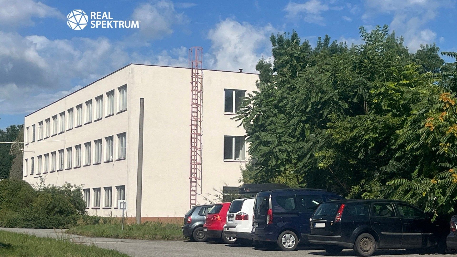 Pronájem komerčního prostoru 1320 m² - foto 17