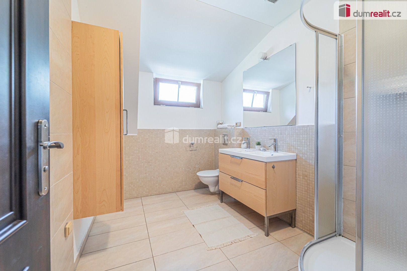 Prodej komerčního prostoru 738 m² - foto 5