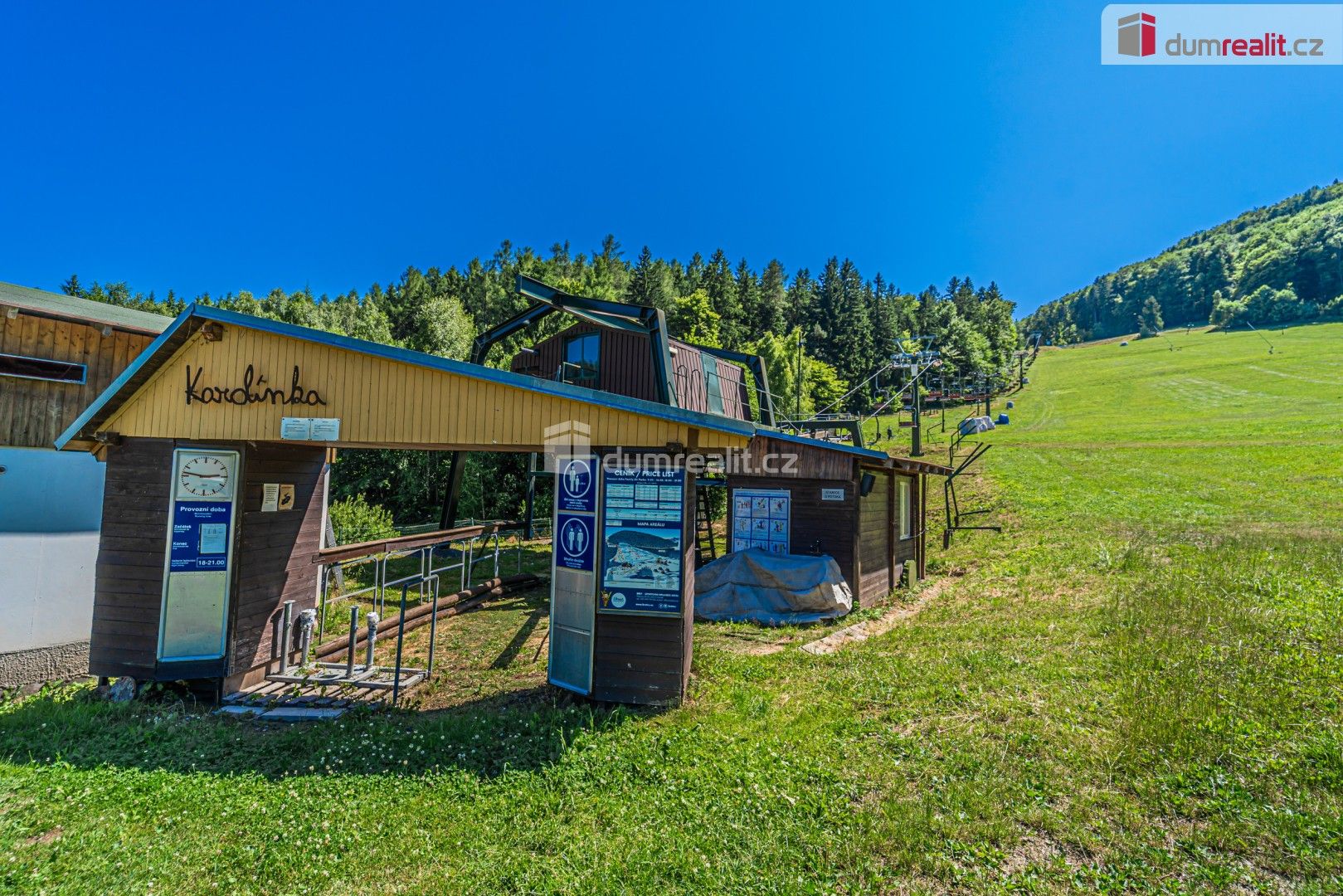 Prodej komerčního prostoru 738 m² - foto 24