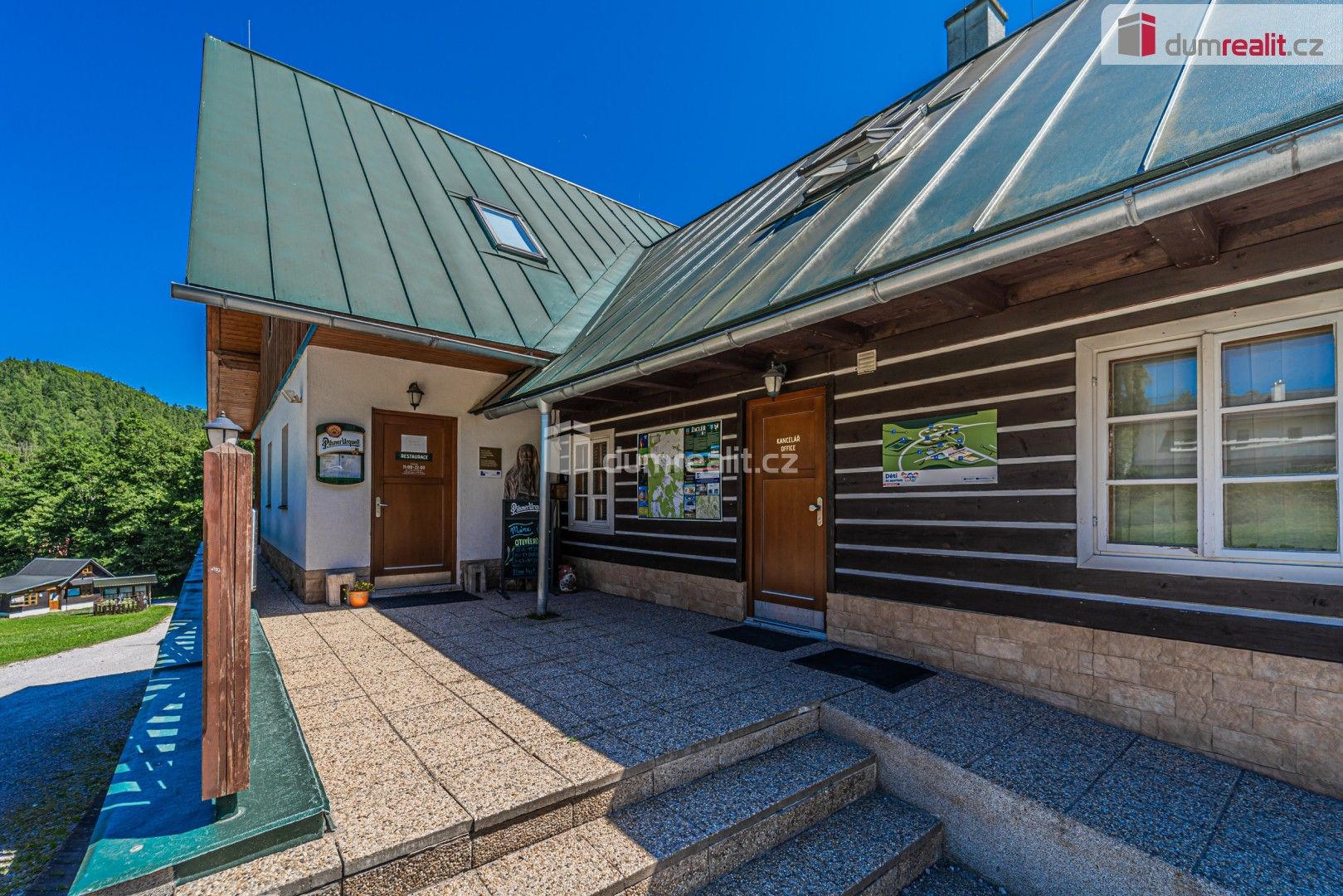 Prodej komerčního prostoru 738 m² - foto 28