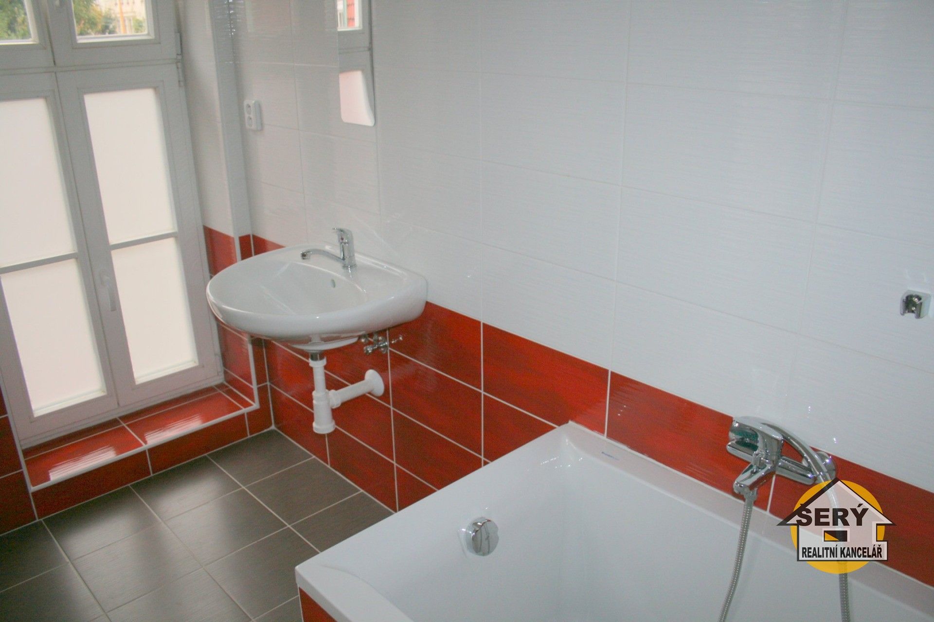 Pronájem bytu 1+kk 44 m² - foto 10