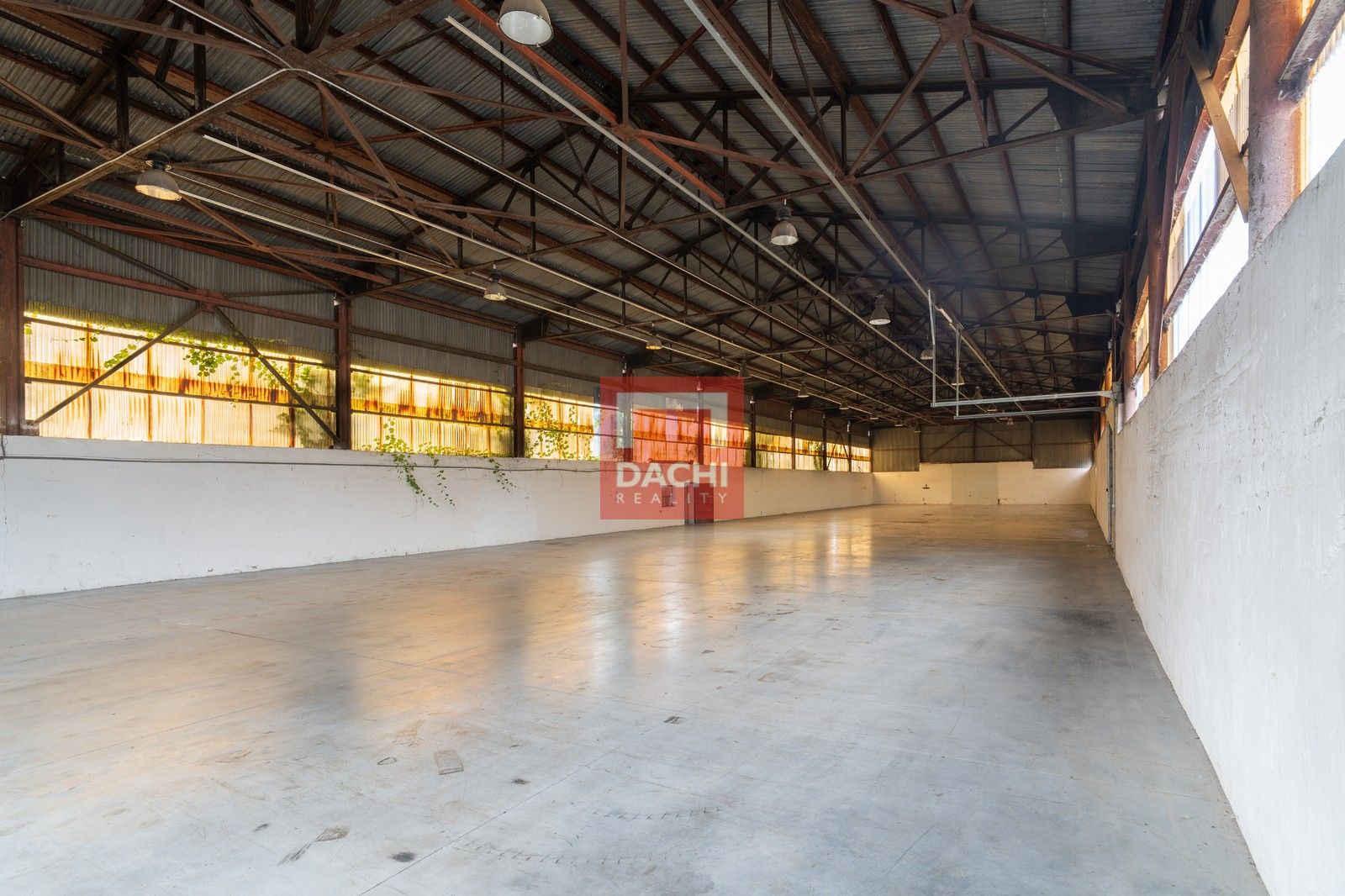 Pronájem komerčního prostoru 1100 m² - foto 13
