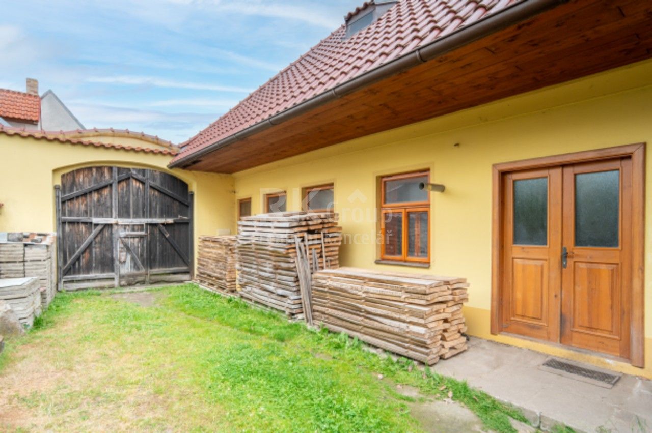 Prodej nemovitosti 1144 m² - foto 6