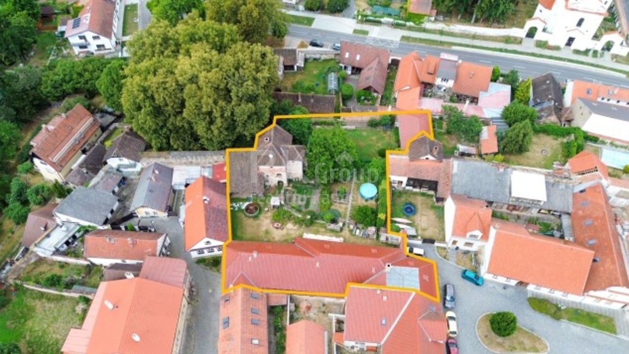Prodej nemovitosti 1144 m² - foto 23