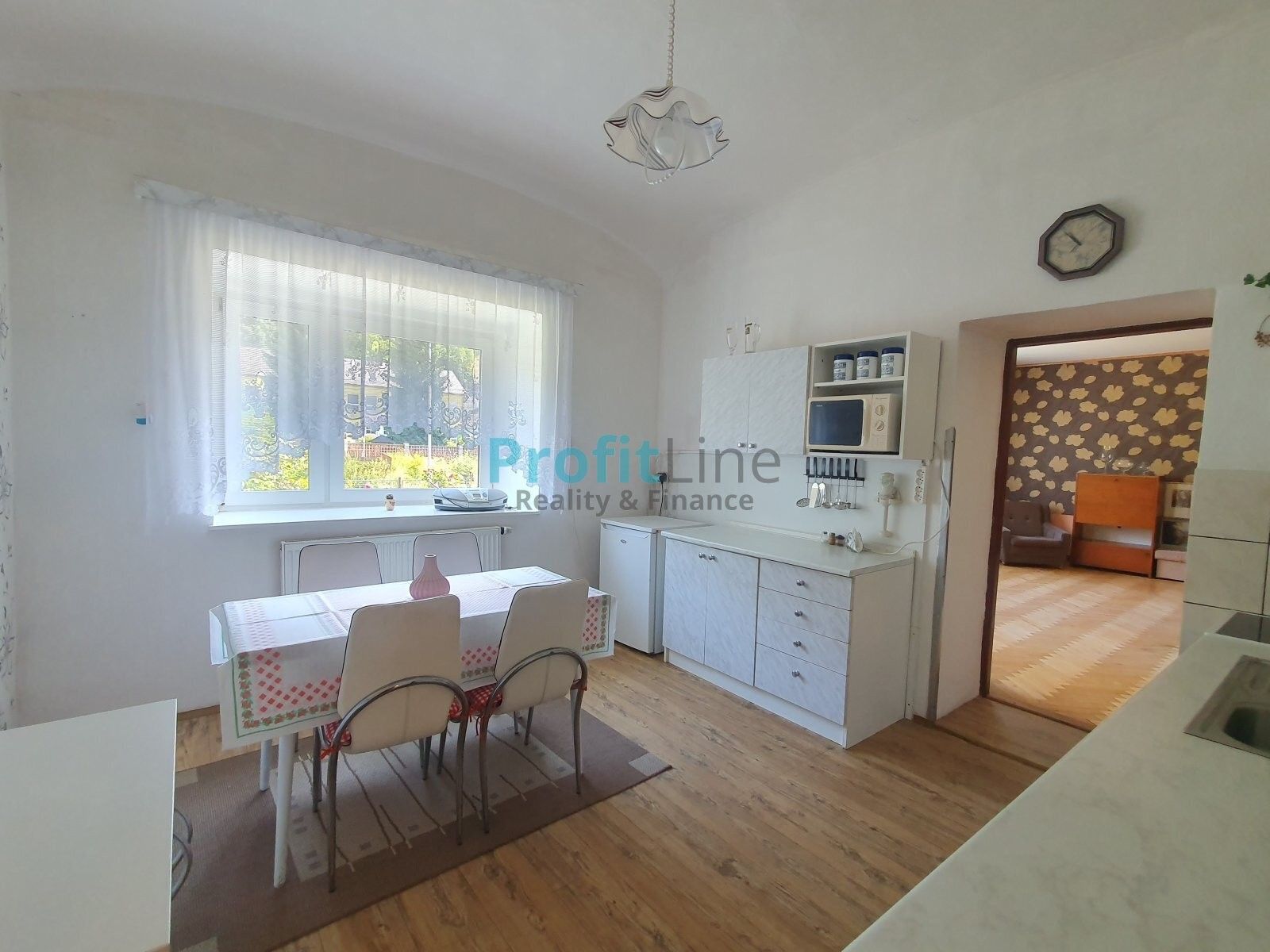 Prodej nemovitosti 659 m² - foto 1