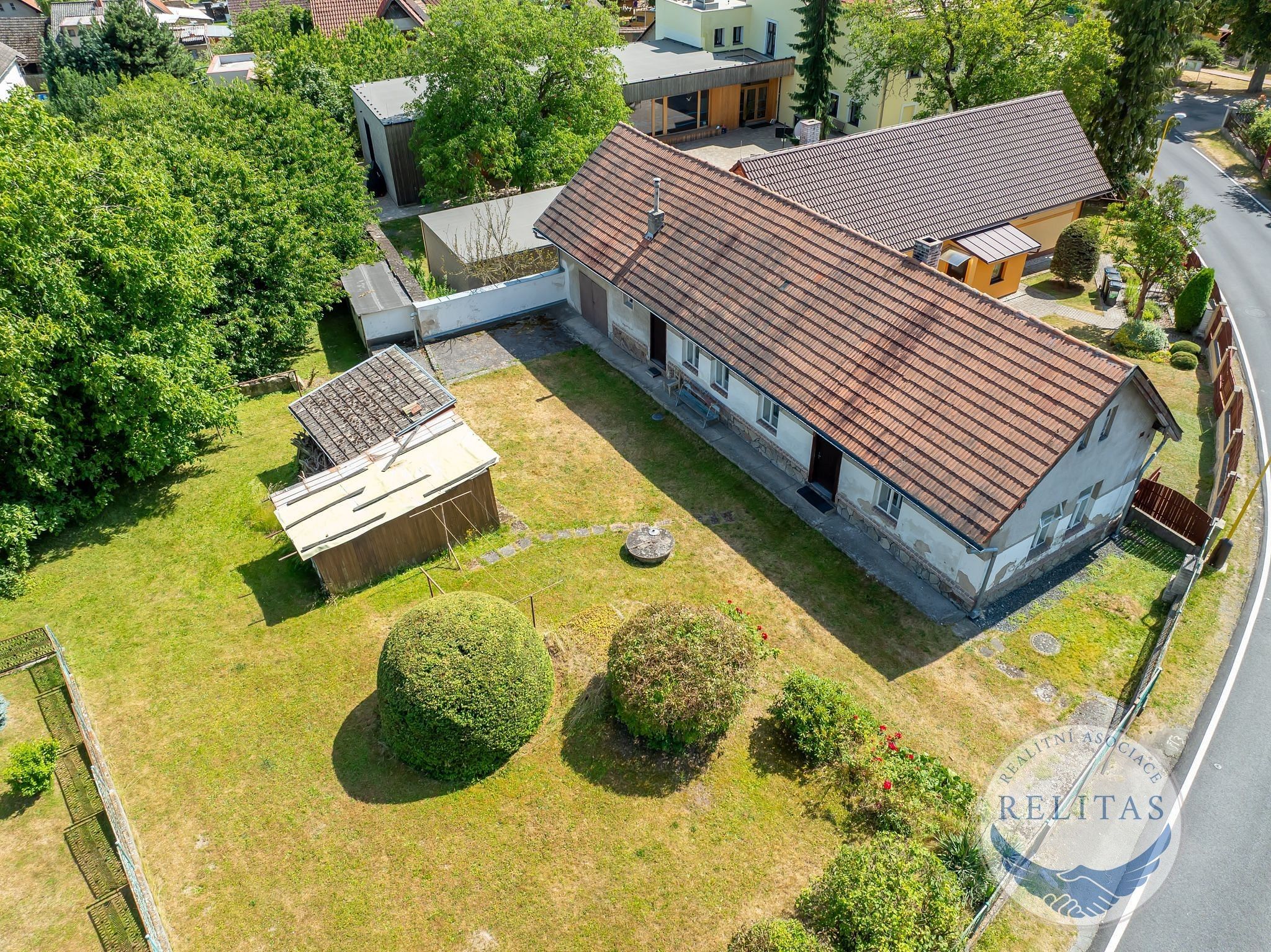 Prodej pozemku 2069 m² - foto 2