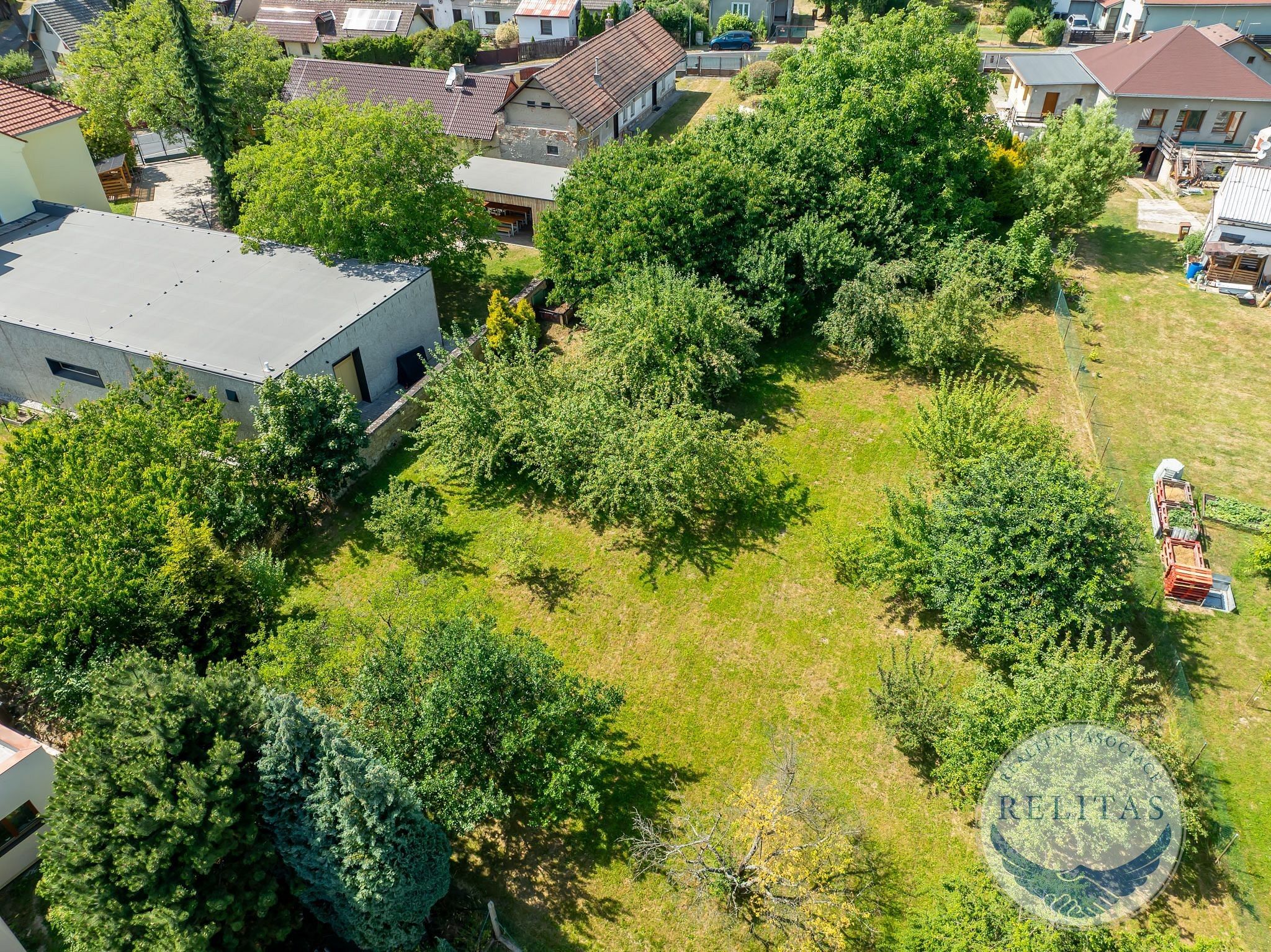 Prodej pozemku 2069 m² - foto 3
