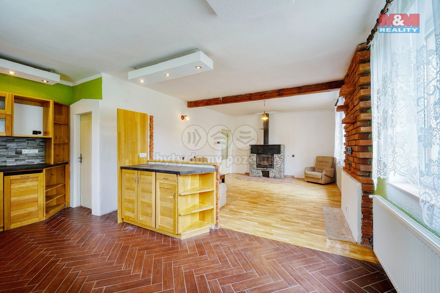 Prodej nemovitosti 203 m² - foto 5