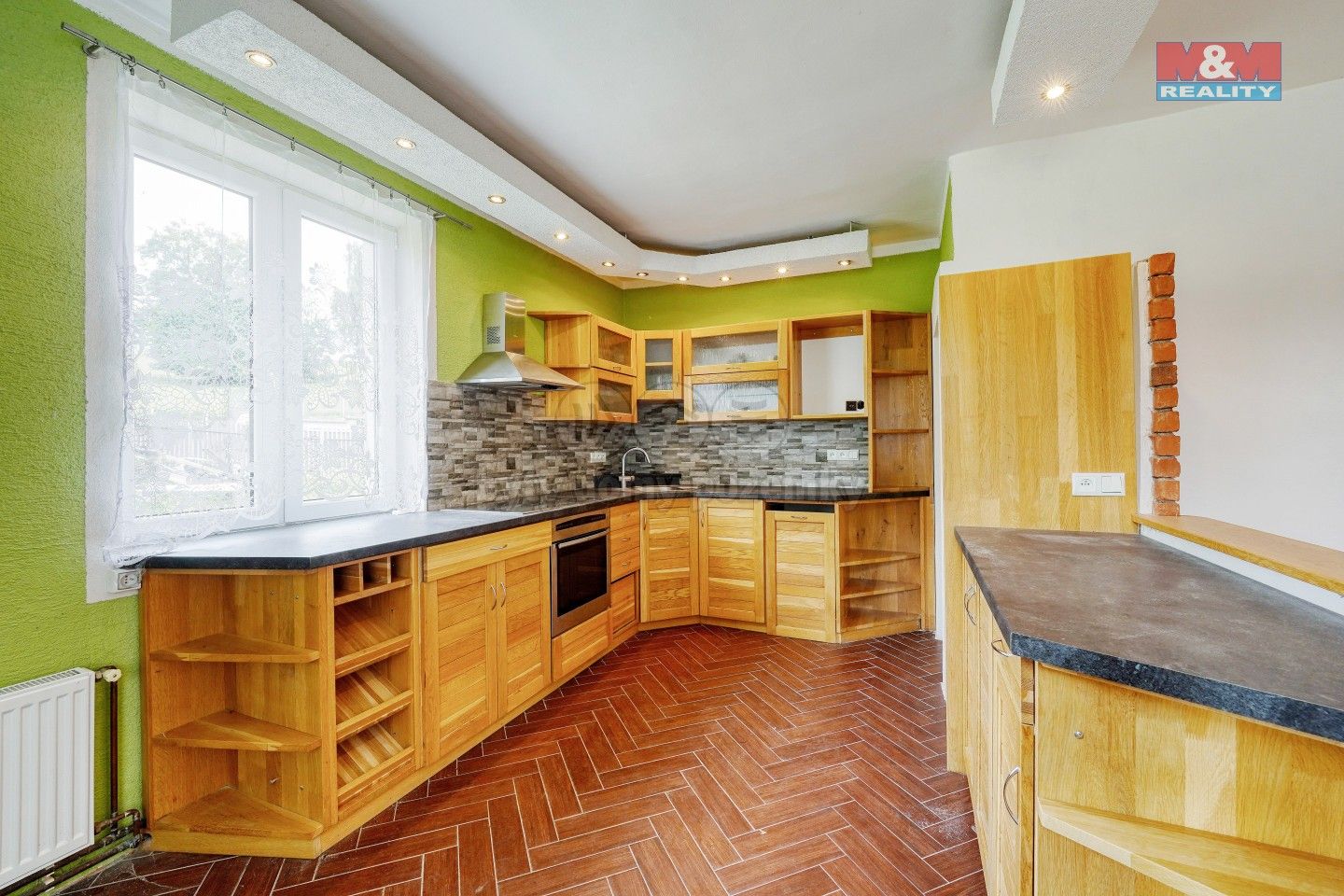 Prodej nemovitosti 203 m² - foto 6