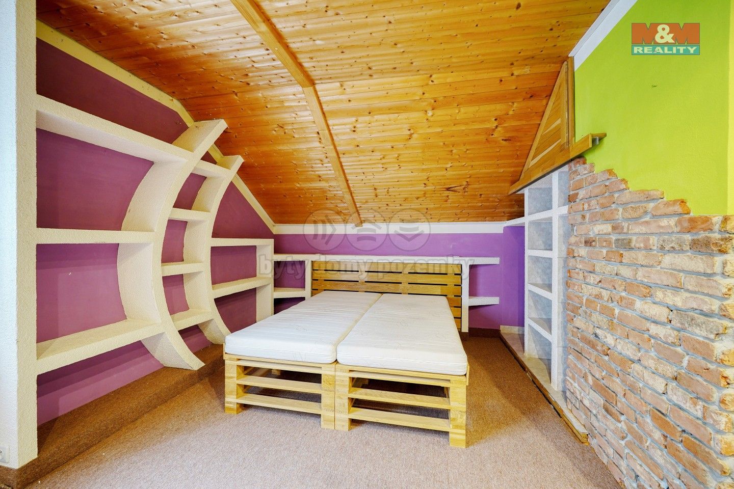 Prodej nemovitosti 203 m² - foto 15