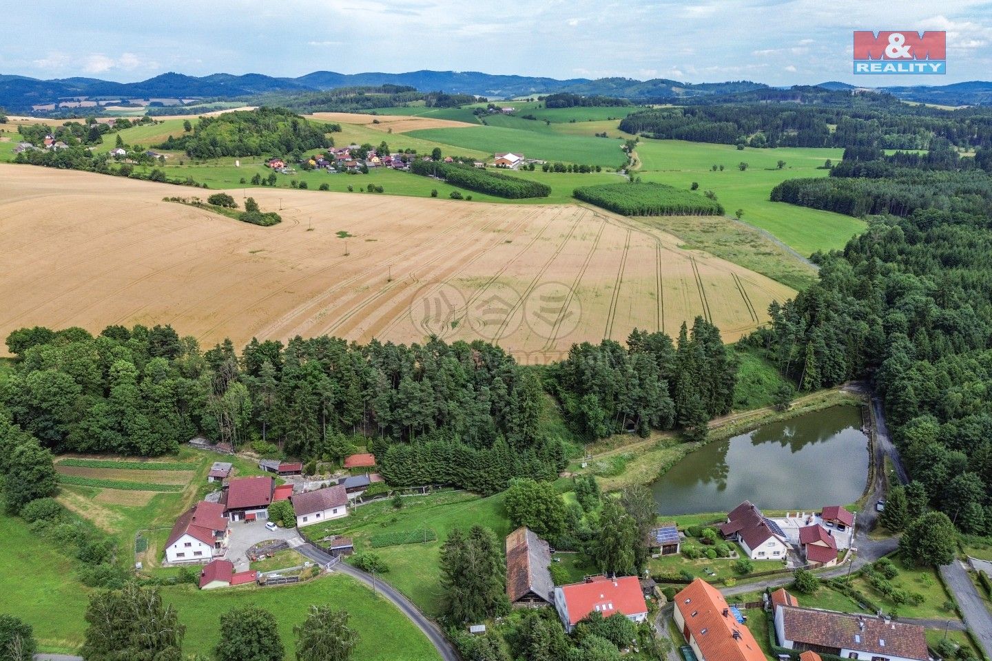 Prodej nemovitosti 203 m² - foto 40