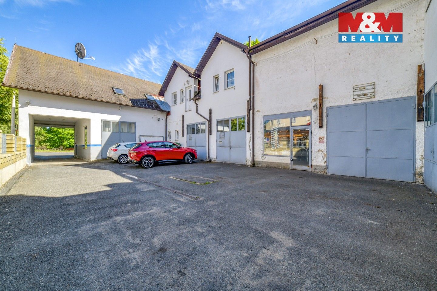 Prodej komerčního prostoru 932 m² - foto 9