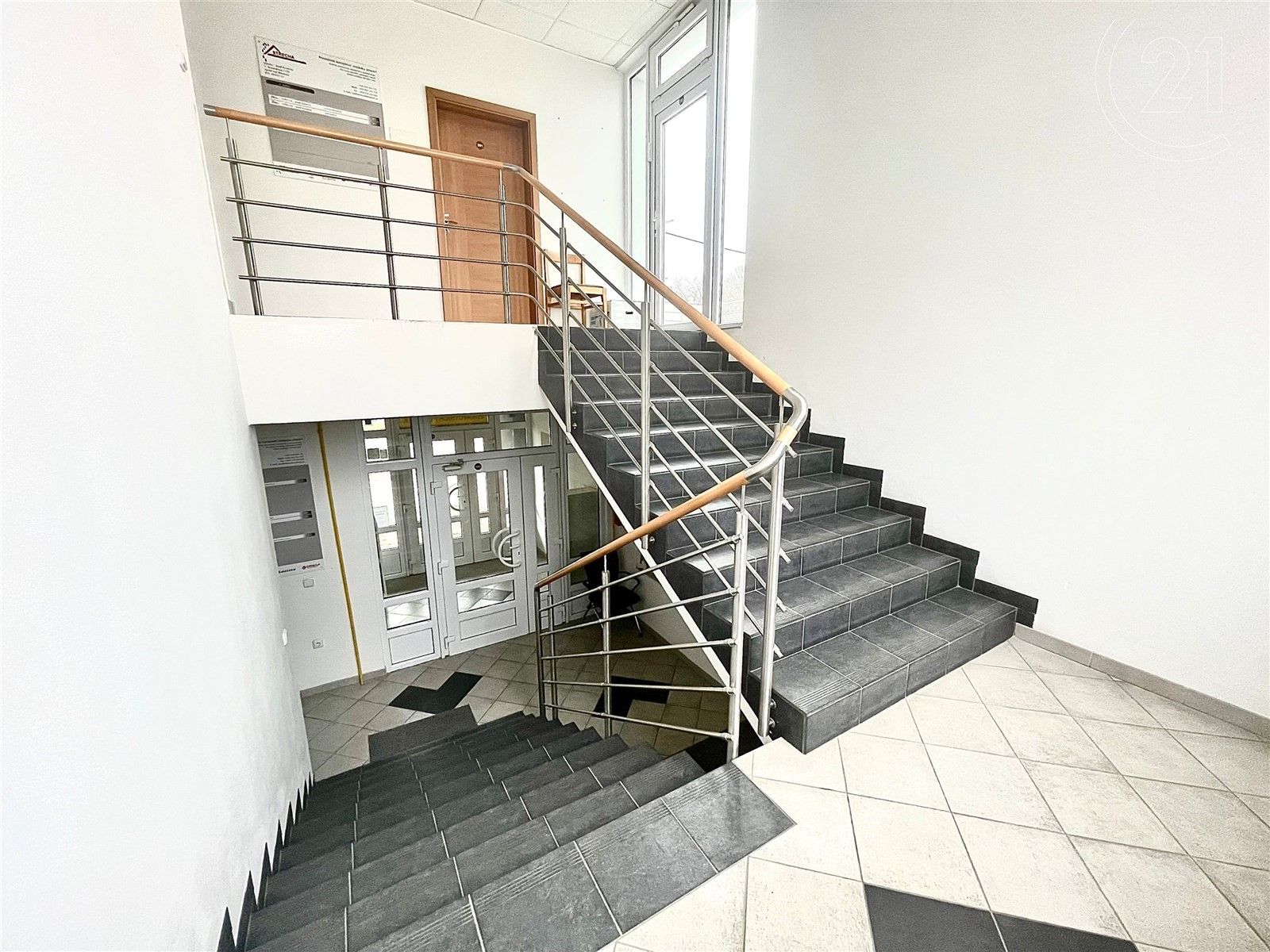 Pronájem komerčního prostoru 38 m² - foto 3