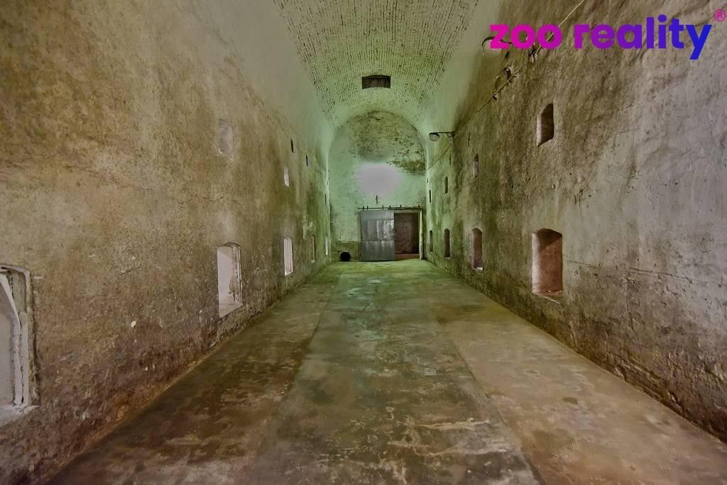 Prodej komerčního prostoru 657 m² - foto 8