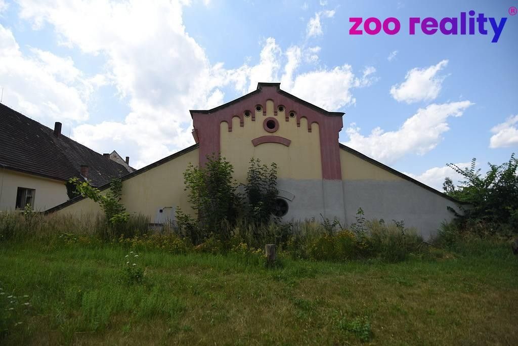 Prodej komerčního prostoru 657 m² - foto 9