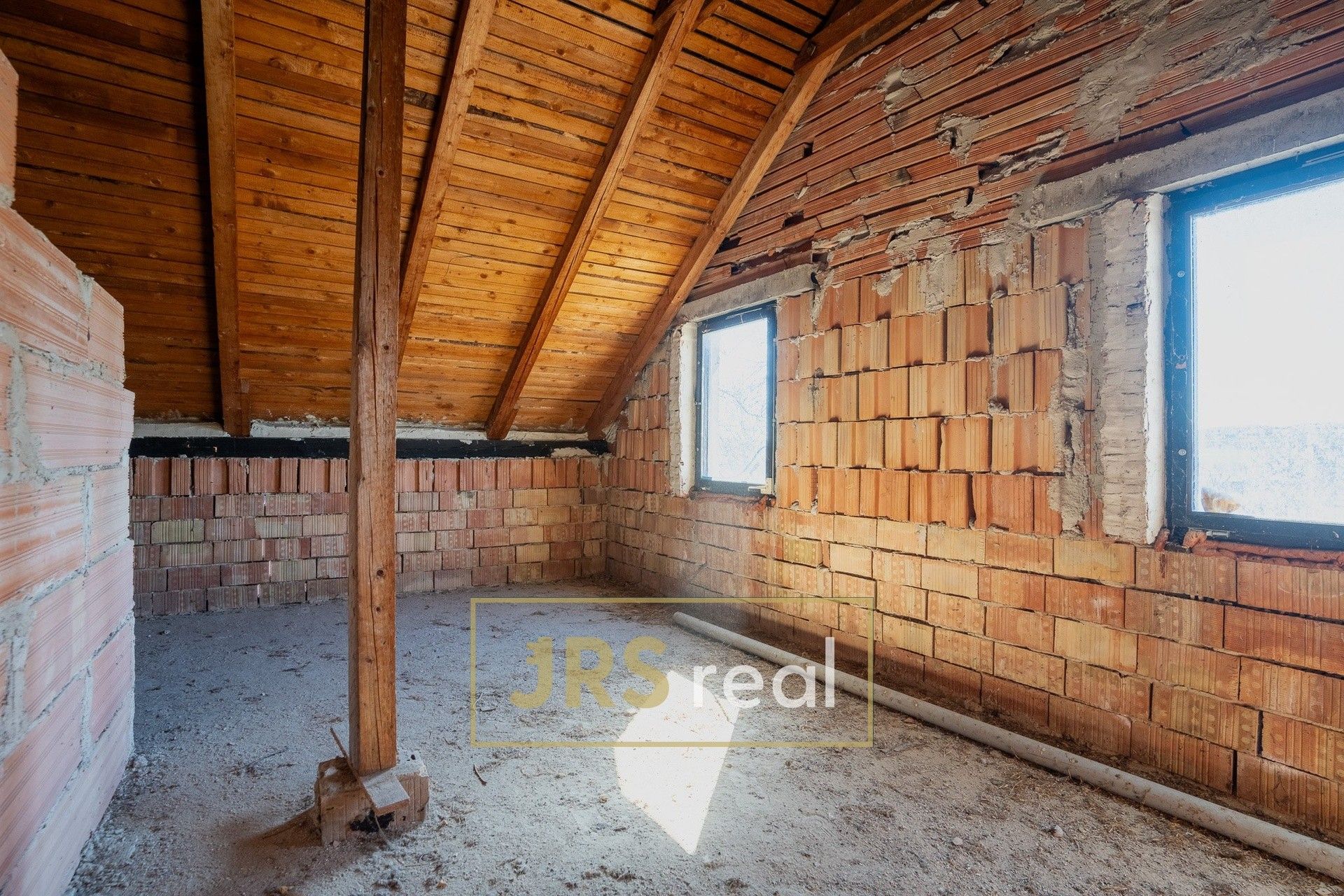 Prodej komerčního prostoru 490 m² - foto 3