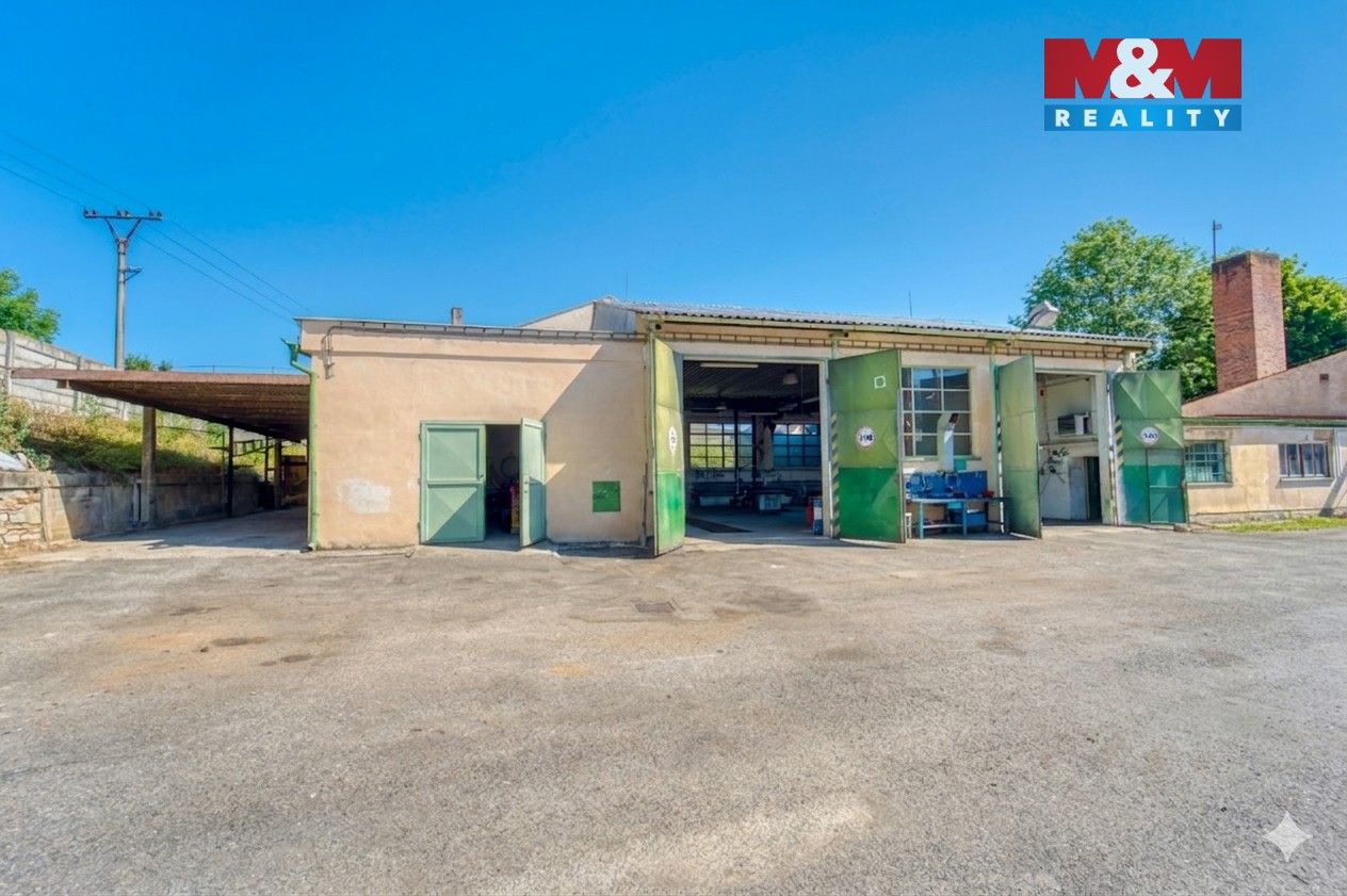 Pronájem komerčního prostoru 378 m² - foto 2