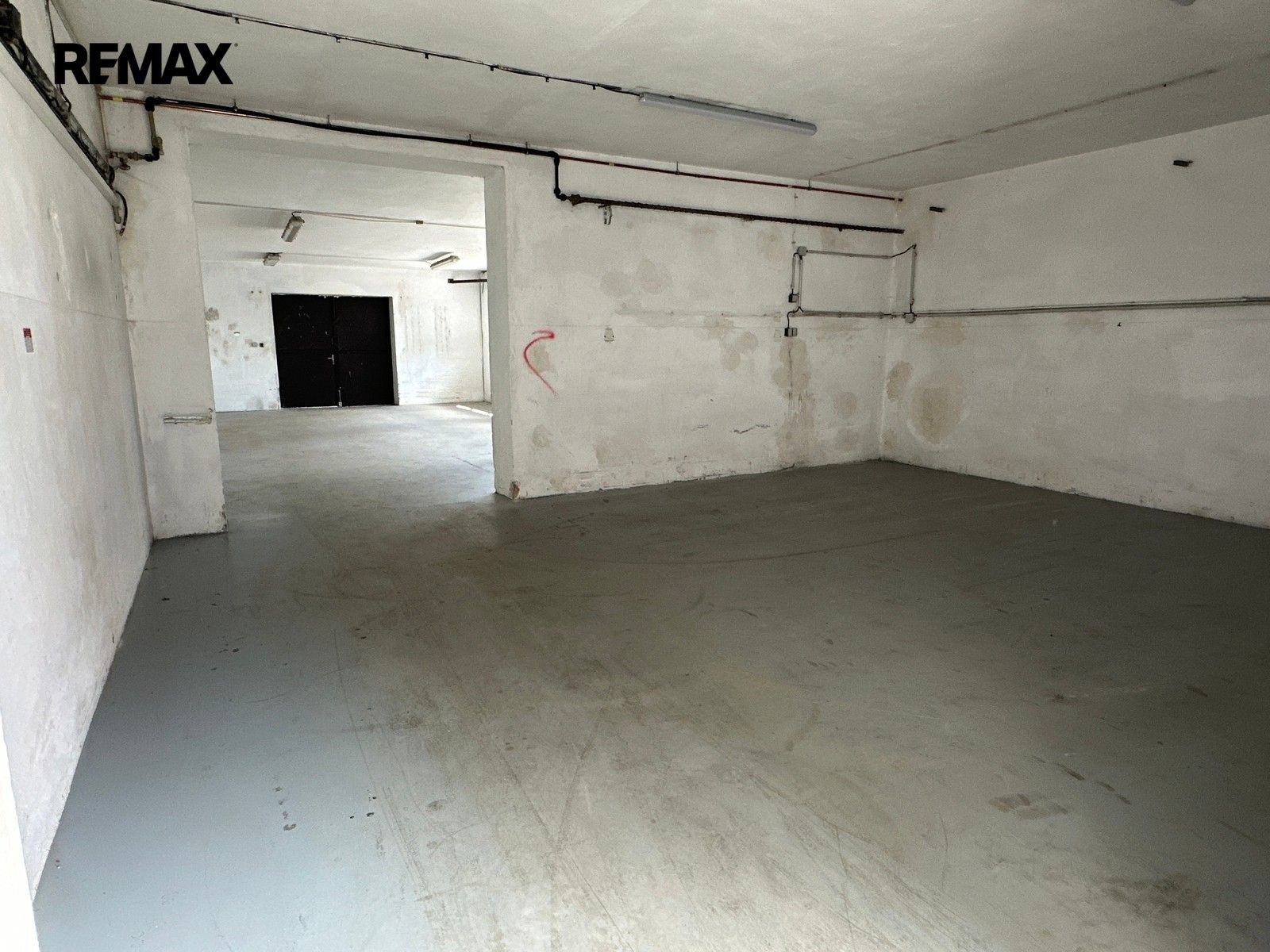 Pronájem komerčního prostoru 6779 m² - foto 24