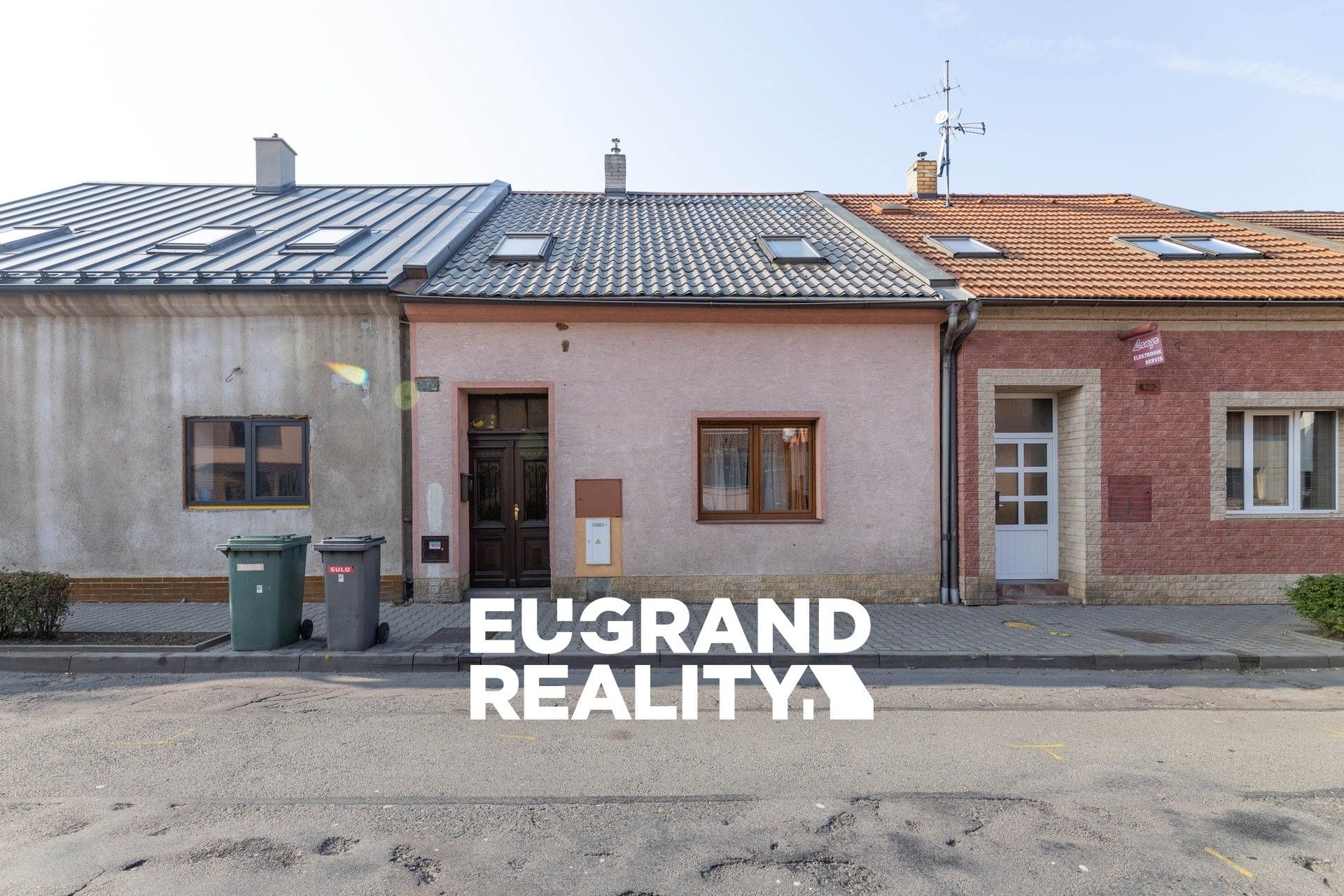 Prodej domu 162 m² - foto 1