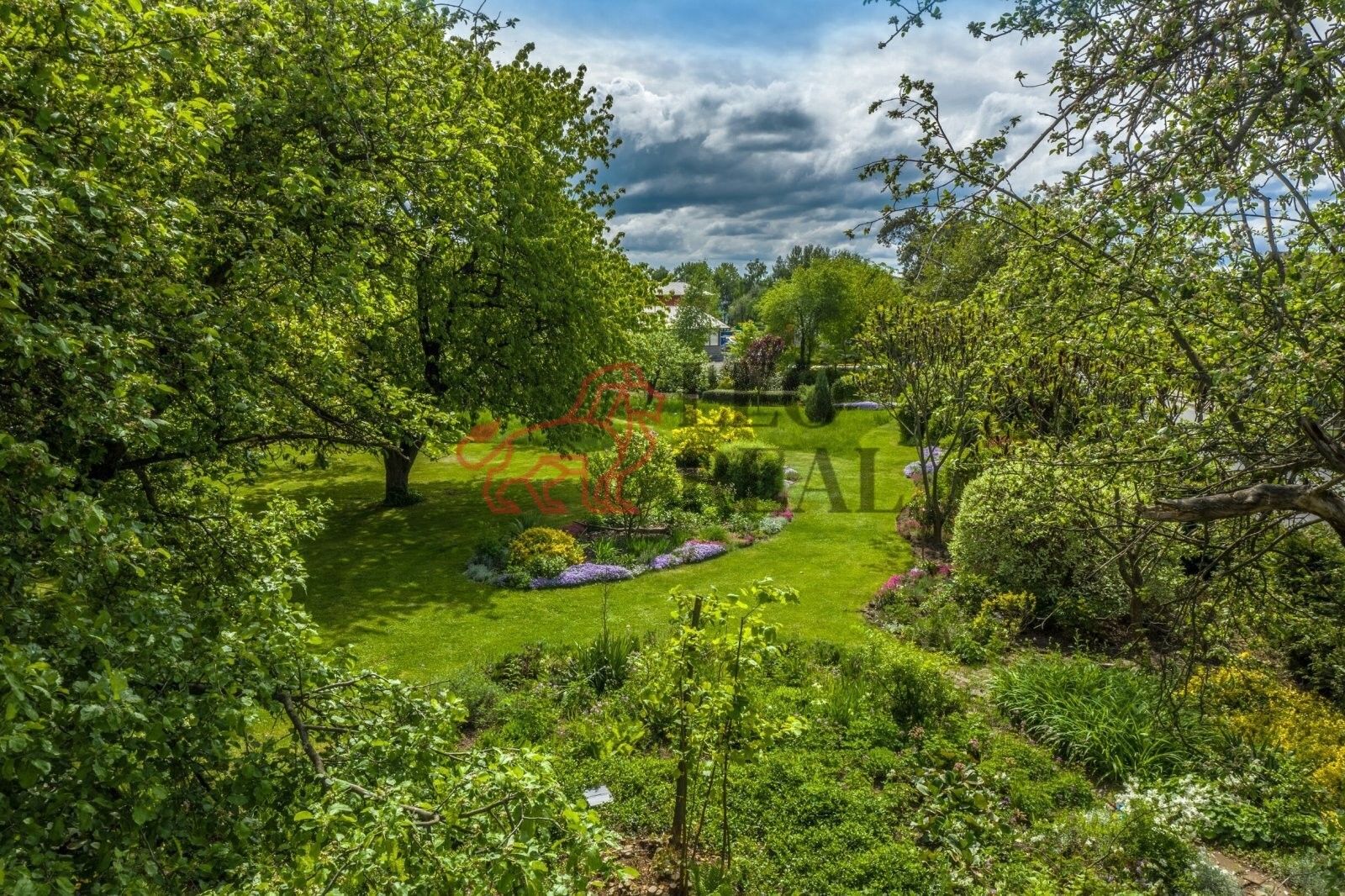 Prodej pozemku 800 m² - foto 2