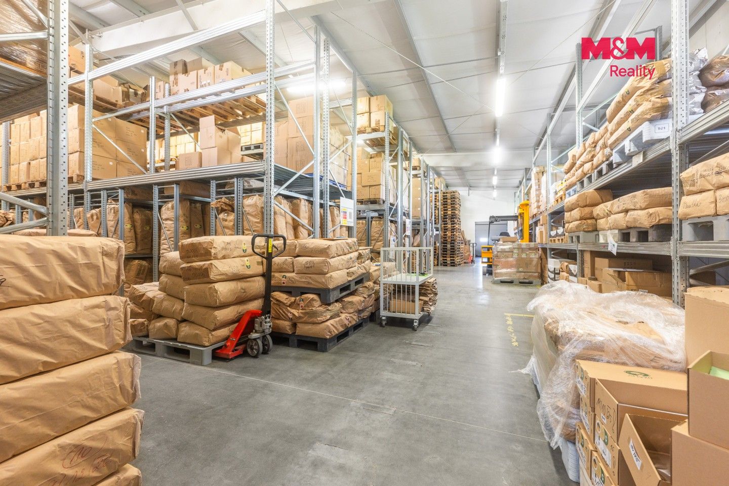 Prodej komerčního prostoru 2469 m² - foto 4