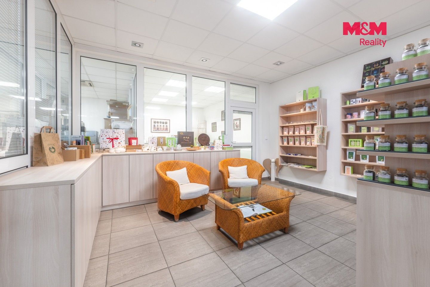 Prodej komerčního prostoru 2469 m² - foto 9