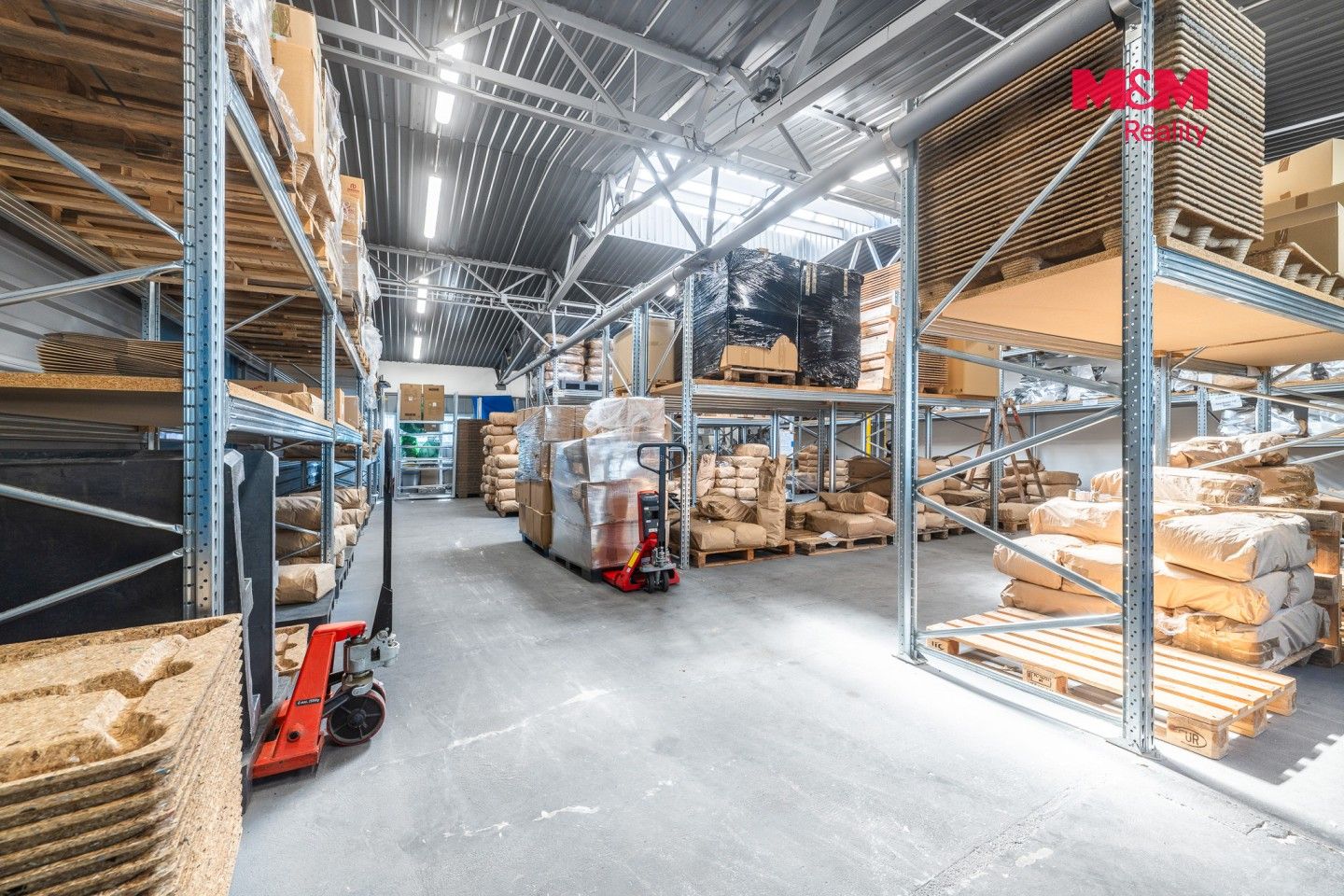 Prodej komerčního prostoru 2469 m² - foto 10