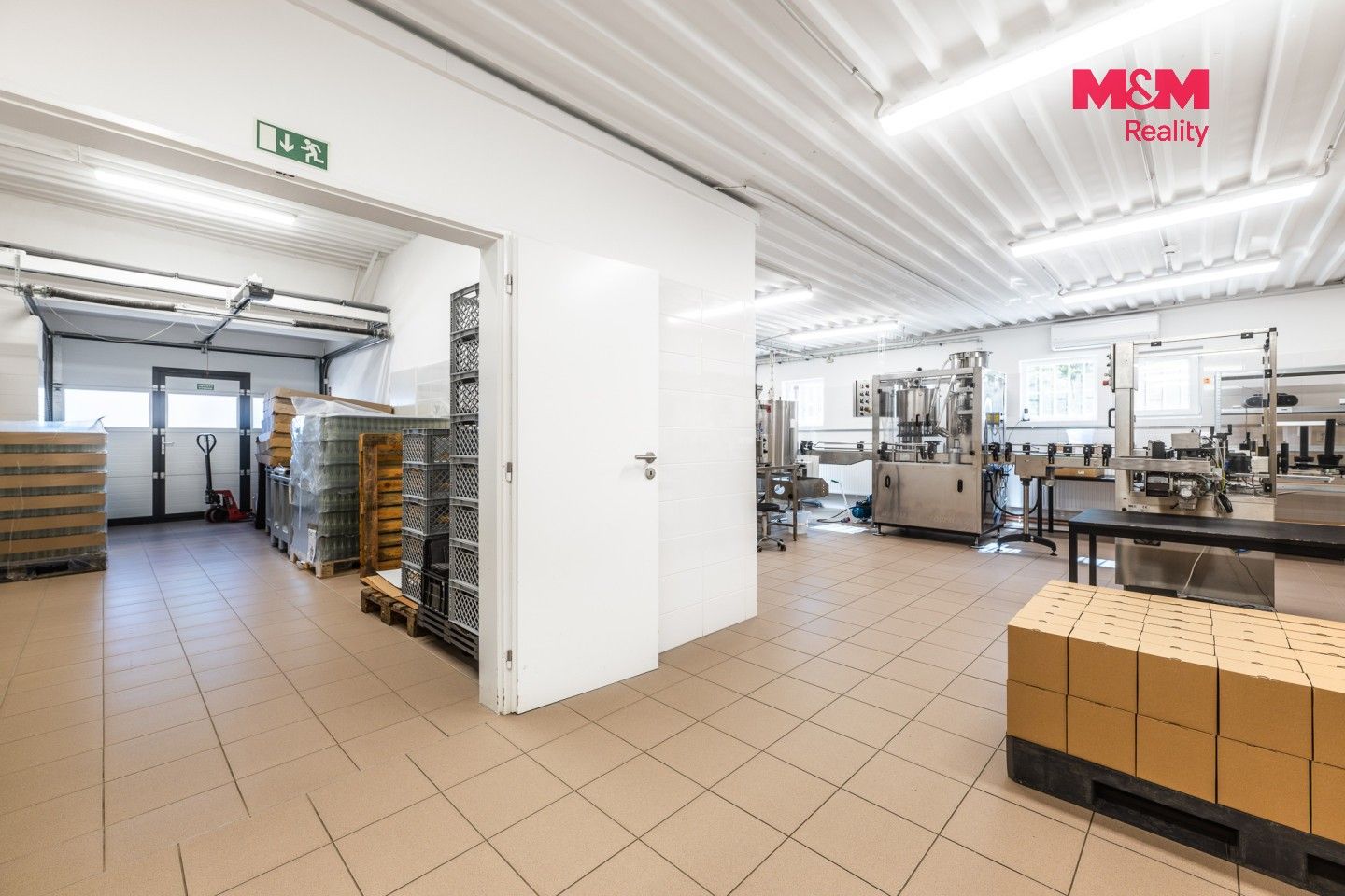 Prodej komerčního prostoru 2469 m² - foto 14