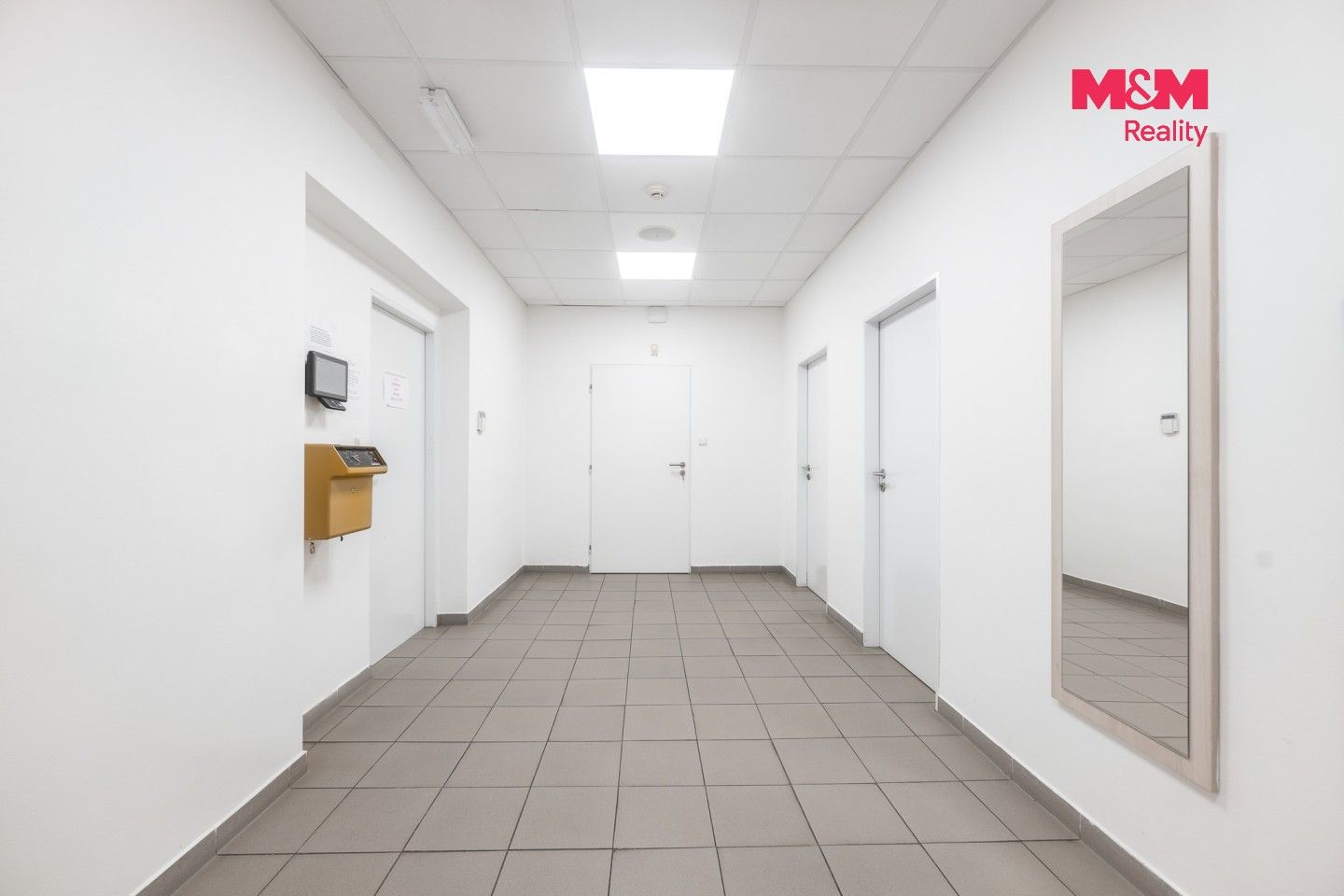 Prodej komerčního prostoru 2469 m² - foto 22