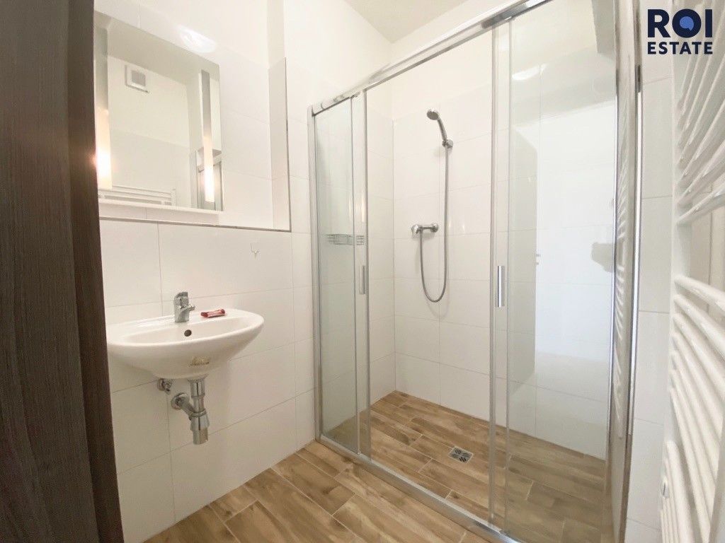 Pronájem bytu 3+kk 60 m² - foto 2
