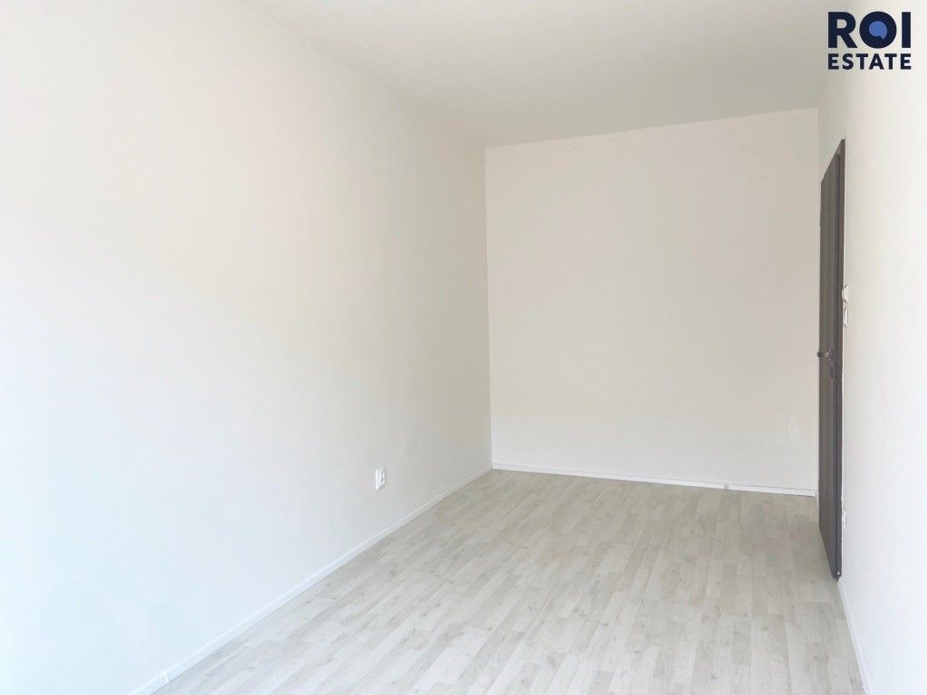 Pronájem bytu 3+kk 60 m² - foto 6