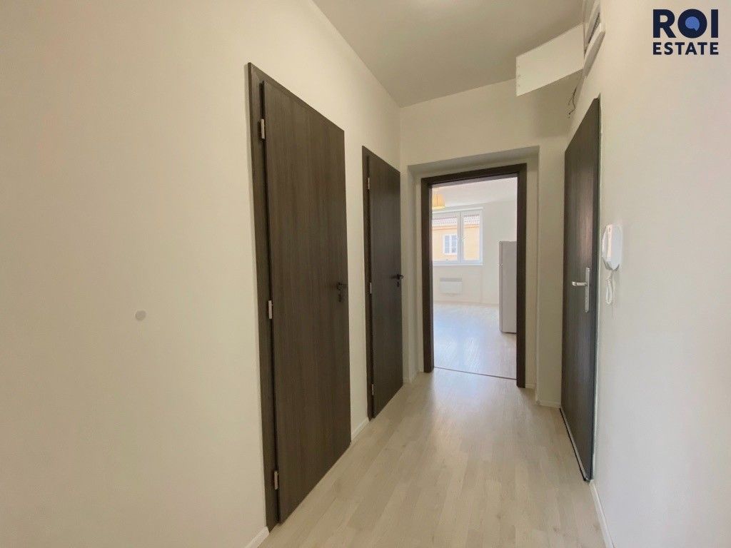 Pronájem bytu 3+kk 60 m² - foto 4