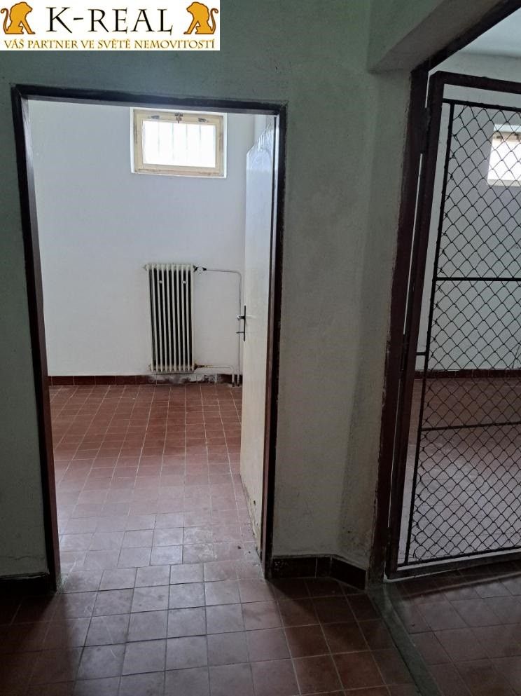 Pronájem komerčního prostoru 420 m² - foto 18