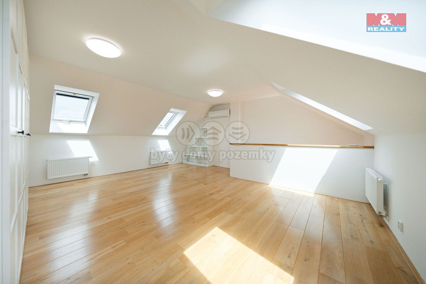 Prodej bytu 4+kk 113 m² - foto 2