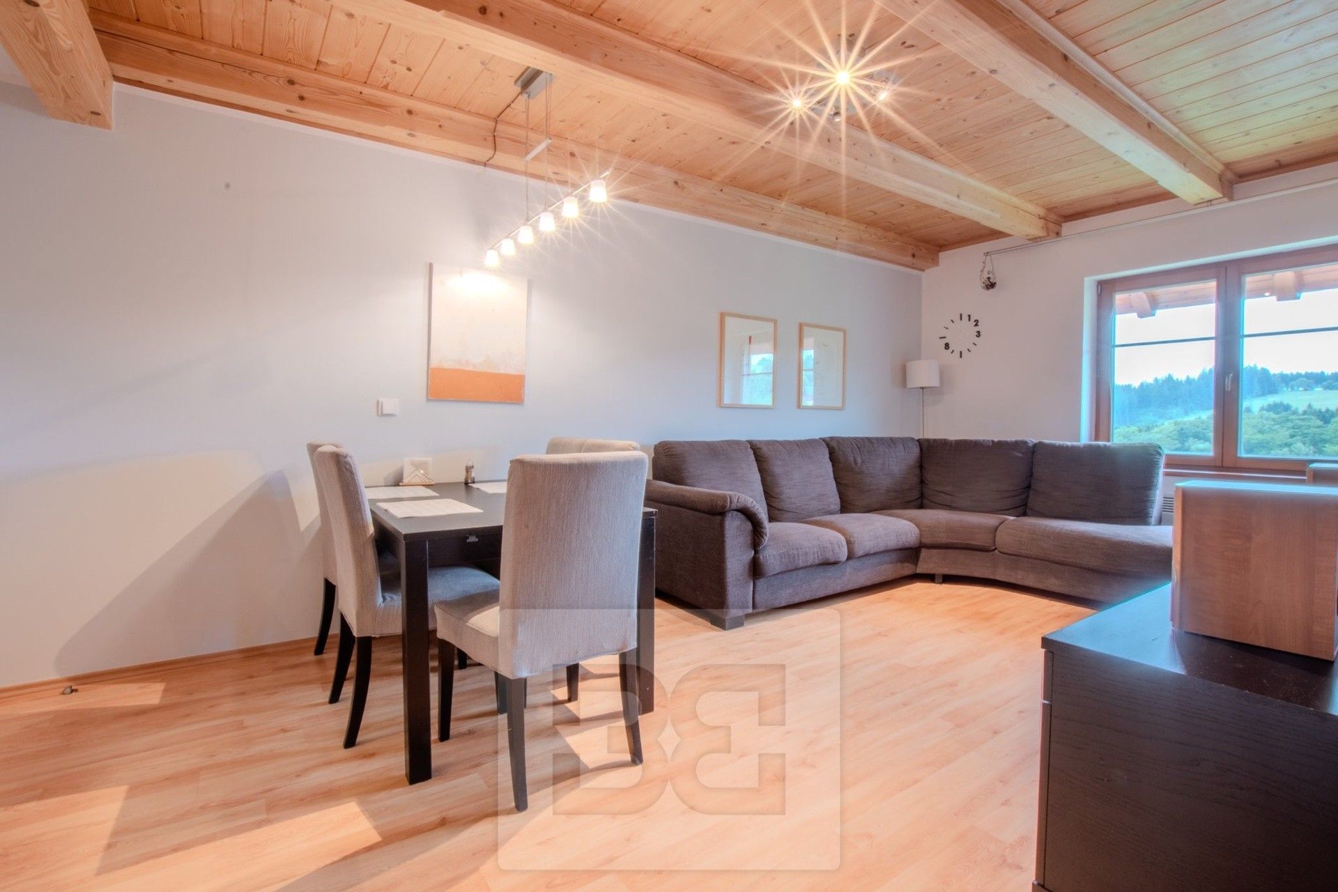 Pronájem bytu 3+kk 74 m² - foto 1