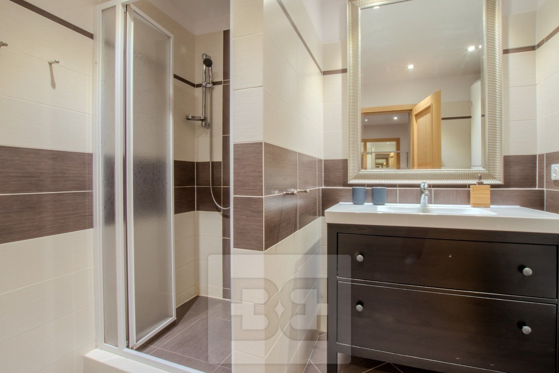 Pronájem bytu 3+kk 74 m² - foto 8