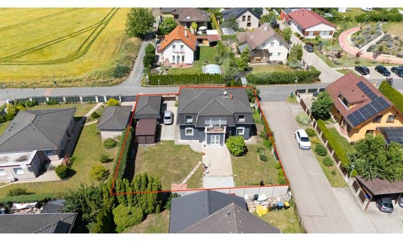 Prodej domu 180 m² - foto 1