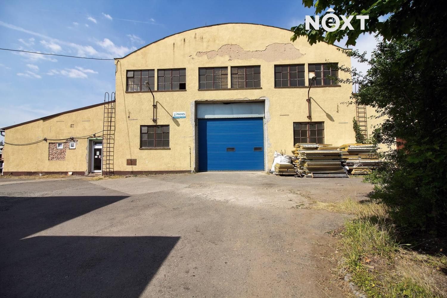Pronájem komerčního prostoru 1600 m² - foto 2