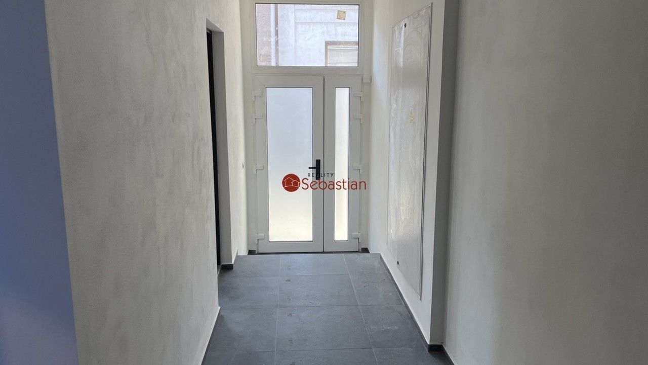 Pronájem bytu 1+kk 17 m² - foto 6
