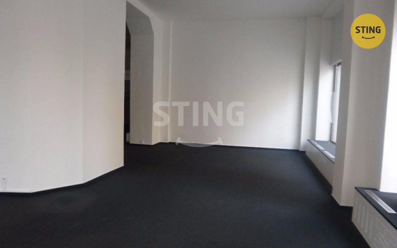 Pronájem komerčního prostoru 140 m² - foto 7
