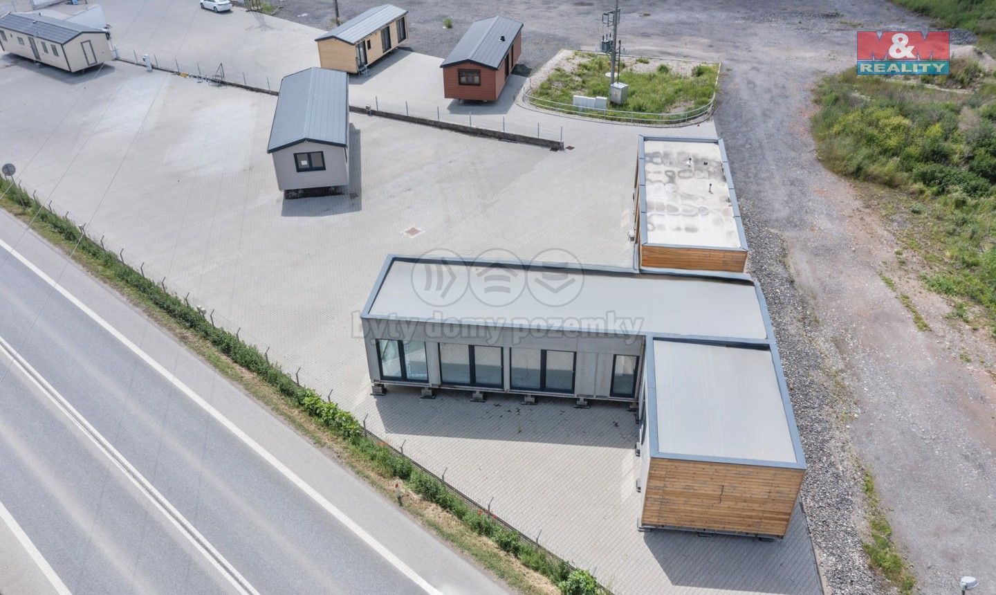 Prodej nemovitosti 95 m² - foto 1