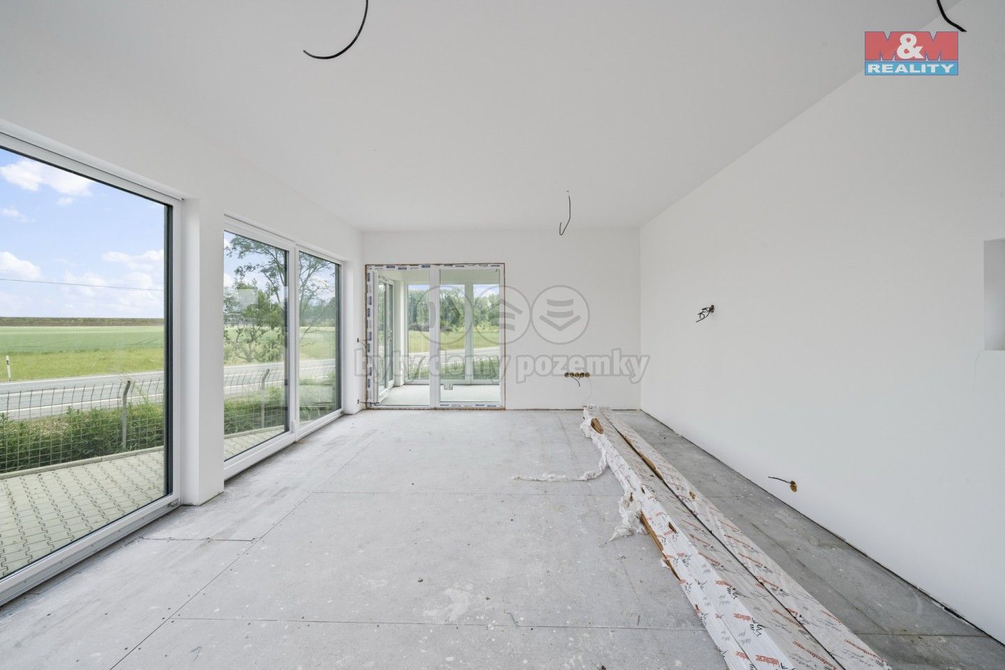 Prodej nemovitosti 95 m² - foto 2