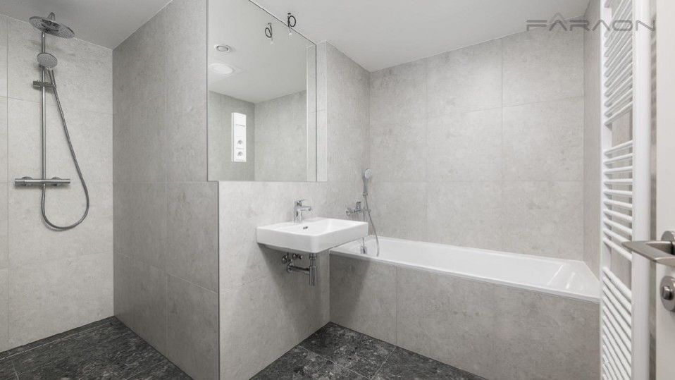 Prodej bytu 3+kk 99 m² - foto 3