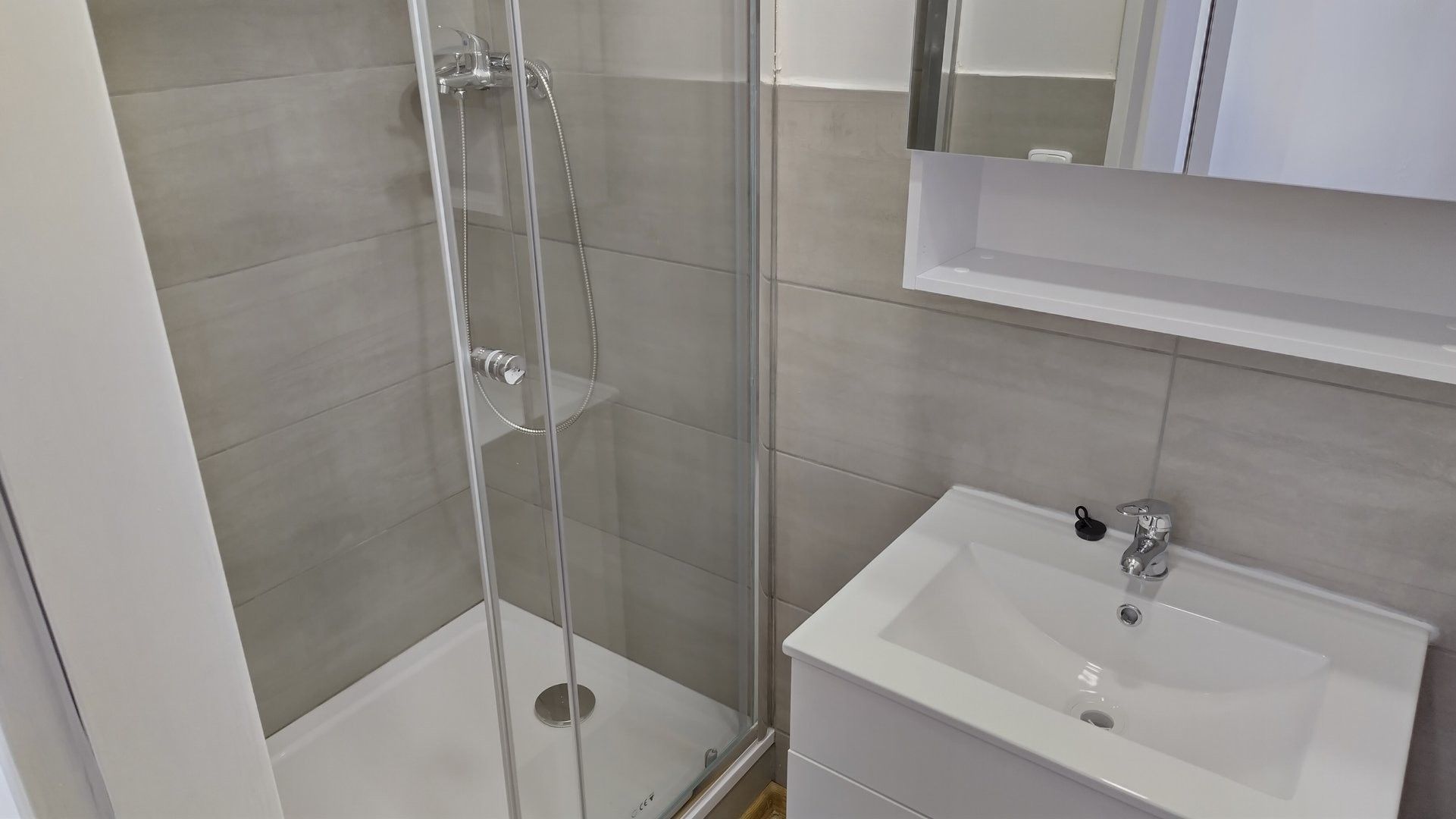 Pronájem bytu 2+1 77 m² - foto 9