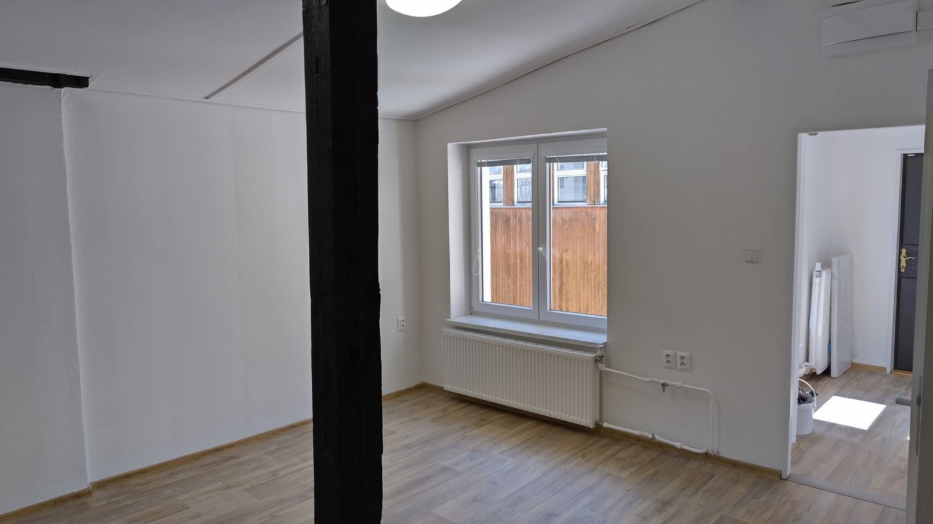 Pronájem bytu 2+1 77 m² - foto 14