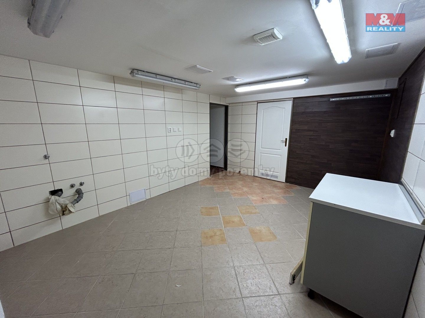 Pronájem komerčního prostoru 31 m² - foto 4