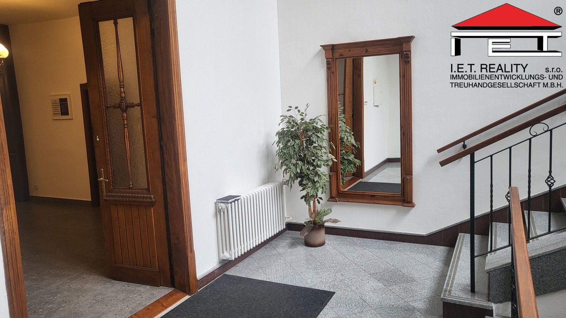 Pronájem komerčního prostoru 78 m² - foto 2