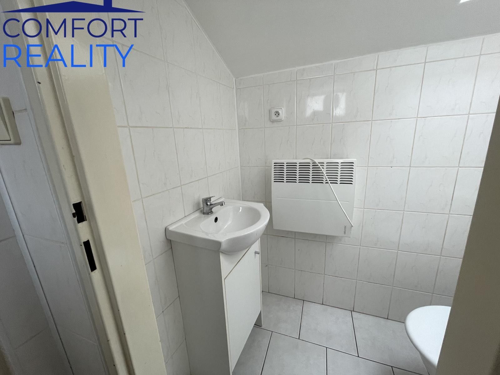 Pronájem bytu 1+kk 25 m² - foto 6