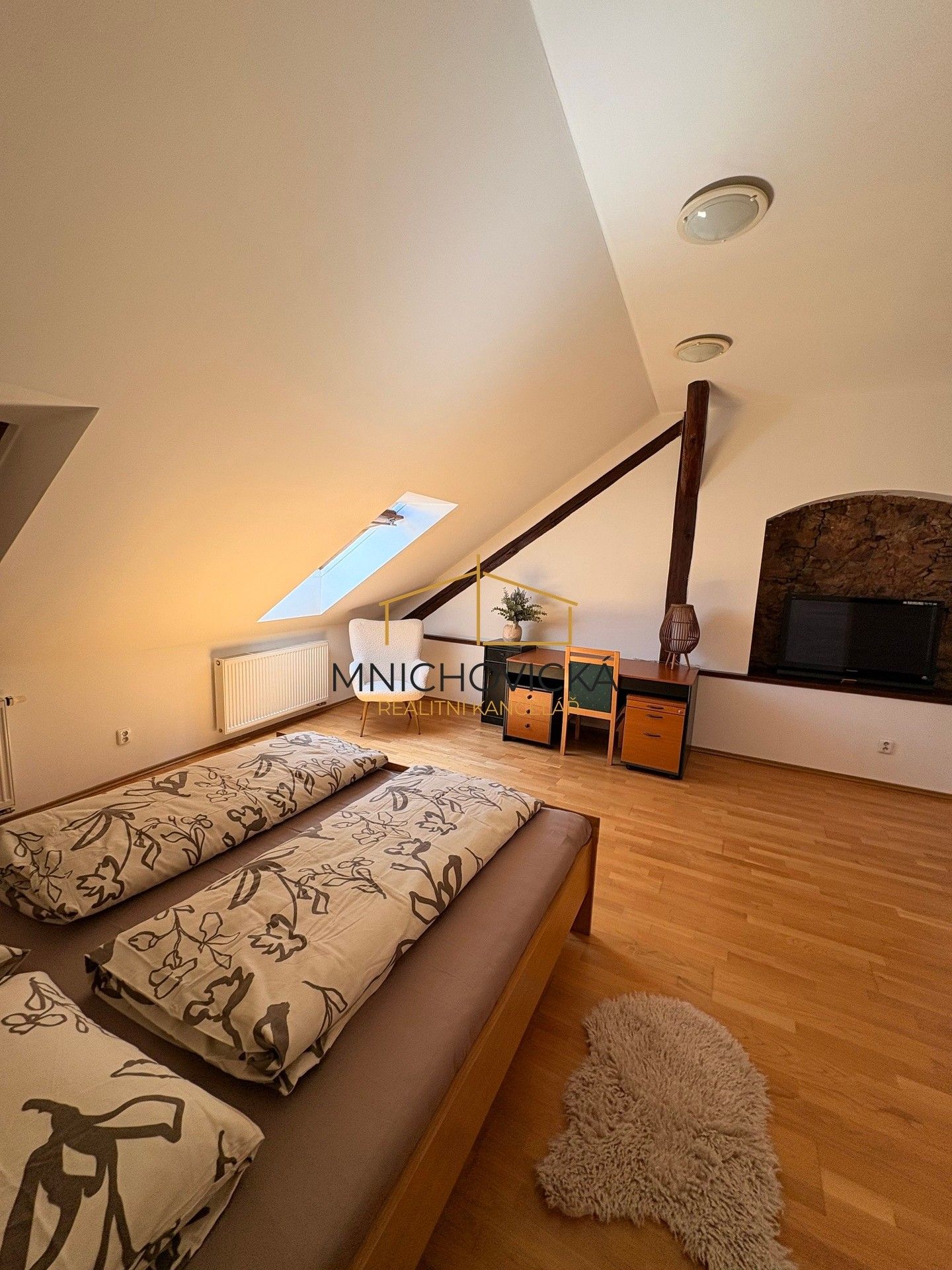 Pronájem bytu 3+kk 87 m² - foto 5